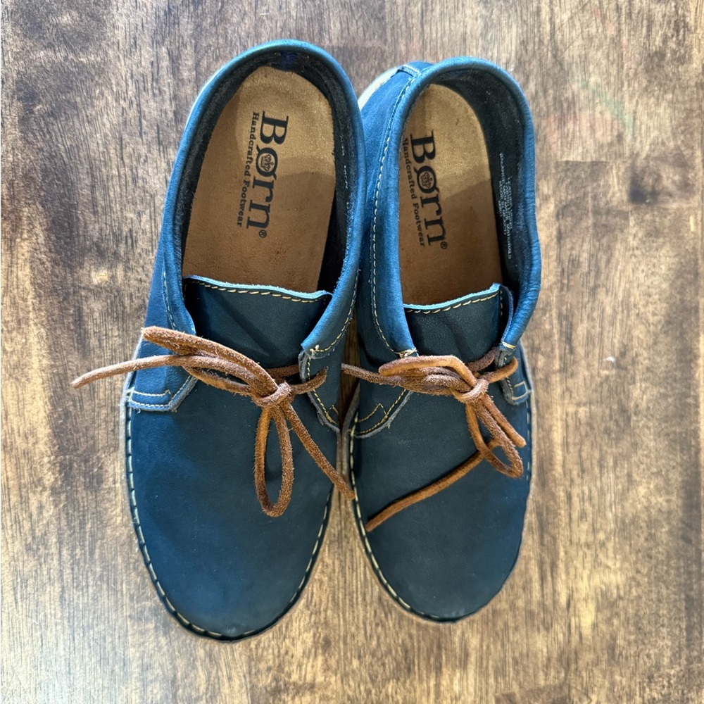 Born Blue and Brown Flats Moccasin-Style